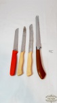 Lote de 4 facas de corte sendo 2 mundial e 2 tramontina. Medida maior 38,5 cm comprimento, menor 26,5 cm comprimento.