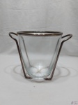 Balde de belo em vidro com suporte e borda em prata 90 Riva. Medindo o balde 19,5cm de diâmetro x 20,5cm de altura.