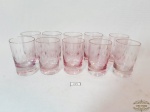 Jogo de 10 copos Licor em Cristal Rosa Lapidadaçao dedao . Medida: 7 cm altura x 4,5 cm diametro