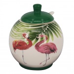 Açucareiro de porcelana com tampa e figura de flamingos e folhagens. Acompanha colher de porcelana. Medida 10x10x11,5cm. VEJA FOTO EXTRA.