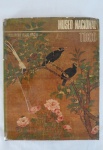 Livro da coleção Enciclopédia dos Museus, MUSEU NACIONAL DE TÓQUIO , 1973, 89 pgs ricas em fotos, capa dura, Impresso na Itália. Contra capa no estado.