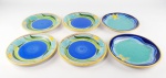 6 pratos em cerâmica manufatura Artesa (Made in Equador) pintados a mão. Medida aproximada diâmetro 20 cm
