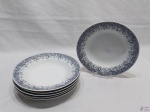 Jogo de 6 pratos fundos em porcelana Schmidt guirlanda azul. Medindo 23,5cm de diâmetro.