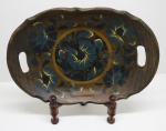 DIVERSOS - Bandeja Italiana oval em madeira com pintura floral azul. Med. 4x35x23 cm.