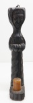 DIVERSOS - Antigo castiçal em madeira esculpida. Alt. 28 cm. Marcas de uso.