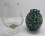 DEMI CRISTAL - Lote de 2 vasos. Med. 26 cm e 20 cm.
