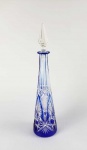 BACCARAT  PADRÃO LAGNY -  BELA GARRAFA EM CRISTAL DOUBLE COUCHE AZUL E TRANSLÚCIDO COM LAPIDAÇÃO CORDIAL MODELO LAGNY CRIADA EM 1912.. FRANÇA, SEC. XIX. 43 CM DE ALTURA