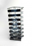 LINDO FLOREIRO EM CRISTAL COM ELEGANTE DESIGN. EUROPA, SEC. XX. 19 CM DE ALTURA