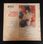 DISCO DE VINIL - LONG PLAY  -  DATAS FELIZES - CAPA E DISCO EM BOM ESTADO