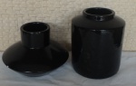 Lote com 2 vasos de Cerâmica preta. Alt. 21 e 16cm
