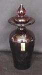 CRISTAL CADORO - Espetacular recipiente de cristal com ínfimo bicado na tampa. Alt.21cm