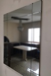 AM007, Espelho (Sem moldura), medindo 100 x 120 cm. No estado.