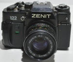 Maquina fotográfica ZENIT 122 funcionado