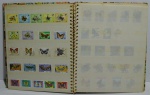 Albun com selos tema borboletas + - 250 selos