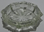 Cinzeiro de vidro, diâm. = 14,5 cm