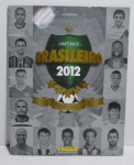 Álbum de figurinhas do Campeonato Brasileiro de 2012 faltando 117 figurinhas das 500