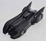 Carrinho Batman Shell V-Power 2012, com fricção 