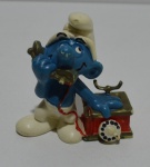 Boneco Smurf Peyo Schleich 5,5cm de altura, antigo