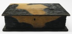 DIVERSOS - Antiga caixa porta jóias em madeira nobre. Med. 8x27x17 cm.