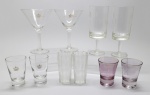 DEMI CRISTAL - Conjunto de 10 taças e copos diversos em demi cristal, composto de 5 pares. Maior  15 cm e 8 cm.