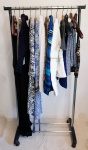 VESTUÁRIO - Lote de roupas femininas diversas.