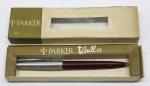 COLECIONISMO - Caneta Roller PARKER TBall 45, Indústria Brasileira, caixa/estojo original (c/ marcas do tempo), caneta conservada, conforme fotos; sem garantias futuras.  Grená.