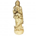 Rara imagem representando Nossa Senhora da Conceição. Trata-se de feitura indo-portuguesa do Séc. XVII/XVIII. 16 cm de altura.