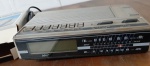Antigo radio relogio Oskar , nao testado.
