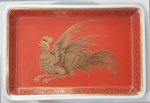 VISTA ALEGRE - Covilhete em porcelana portuguesa, decorado com ave dourada. Med. 18 x 12 cm. Coleção Palácio.