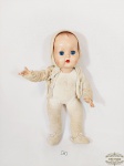 Antiga Boneca Bebê   plastico rigido  olhos bre fecha da Trol Industria., Medida: 38 cm comprimento