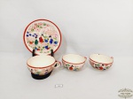 3 Xicaras de Chá e 1 Pires em Porcelana Oriental Casca de Ovo. Medida:4,5 x 8,5 cm e 1 pires 13 cm