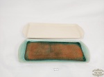 2 Travessas Porta Rocambole em Ceramica  portuguesa ,. Medida: Verde 13,5 cm x 34 cm e Bege 13,5 cm x 38 cm