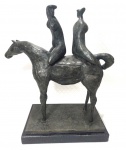 CARYBÉ - Amazona - Escultura em bronze patinado, assinado por Hector Júlio Páride Bernabó (Carybé / 1911 - 1997) medindo 41 cm de altura por 18 cm de largura e 38 cm de comprimento / peso aprox. 16 KG.