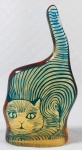 PALATNIK – Escultura cinética representando gato  em resina de poliéster de manufatura Abraham Palatnik. Medindo 13,5 cm de altura por 8 cm de comprimento. 