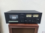 Stereo Cassette Deck 614 da Technisc, modelo RS-614. Liga normalmente.