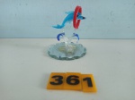 Belíssima miniatura em cristal ao gosto Murano representando golfinho medido aproximadamente 7 cm.