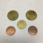 Euro Cent - Conjunto com 5 moedas no valor de 25, 10 e 2 cent.