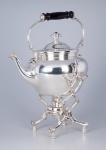 CASA IMPERIAL BRASILEIRA. BARÃO DO CATETE / VISCONDE SILVA - Samovar em metal espessurado à prata contrastada da "Maison Christofle", pertencente ao Serviço do Barão do Catete / Visconde Silva (Joaquim Antônio de Araújo e Silva). Iniciais sob coroa de barão no bojo. Século XIX. 38.5 cm. Guarnecia o seu  Palacete de Verão em Petrópolis