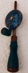 Curiosa ferramenta. Comprimento 21 cm. No estado