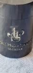 Memorabilia Fumageira- Caixa para cigarrosJohn Player Special - 50 filter- made by the Successors to John Player & Sons- England Altura: 10 cm   Diâmetro 6,5 cm No estado