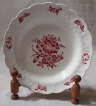 Prato Inglês fundo. Decorado, ao centro, com lindo buque de flores e, na borda,  com com flores esparsas. Marcado Booths. Made in England. Diâmetro 24 cm
