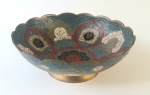 Belíssimo bowl em metal, com linda decoração em cloisonné 6x16 centímetros.