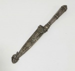 Faca gaúcha em prata 90 com lâmina em inox,  med. 15 centímetros.