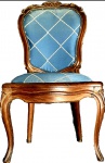 Cadeira em madeira maciça e tecido.