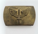 Fivela de cinto em metal militar da FAB, med. 4x6 centímetros