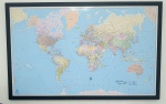 TOK STOK - Quadro mapa mundo em cartão com moldura de madeira, med. 1,15x1,80 metros
