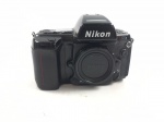 Camera fotográfica NIKON, modelo N90S. EM ótimo estado de conservação. Sem teste de funcionamento
