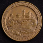 Medalha Comemorativa, 4º Centenário da Fundação de Olinda / Brasão de  Duarte Coelho, Data 1537/1937, Gravador M. Langone, Bronze, Peso 58 g, Diâmetro 50 mm, Muito Bem Conservada.