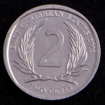 Moeda Estrangeira, EAST CARIBE STATES, Elizabeth II, Valor 2 Cents, Ano 2002, Alumínio, Brilho de Cunhagem - Flor de Cunho.
