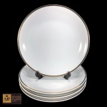 SCHMIDT - QUATRO PRATOS DE SOBREMESA EM PORCELANA SCHMIDT ESMALTADO COM BORDAS FILETAS A OURO. - MED 19,5 CM.
